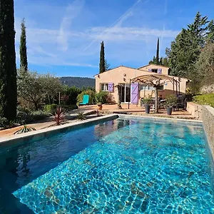 aux-trois-cyprs-salernes-en-provence.fr-provencehotel.com/